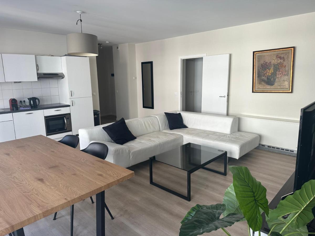3 Bedroom Apartment In City Center With Balcony View Brussels Luaran gambar